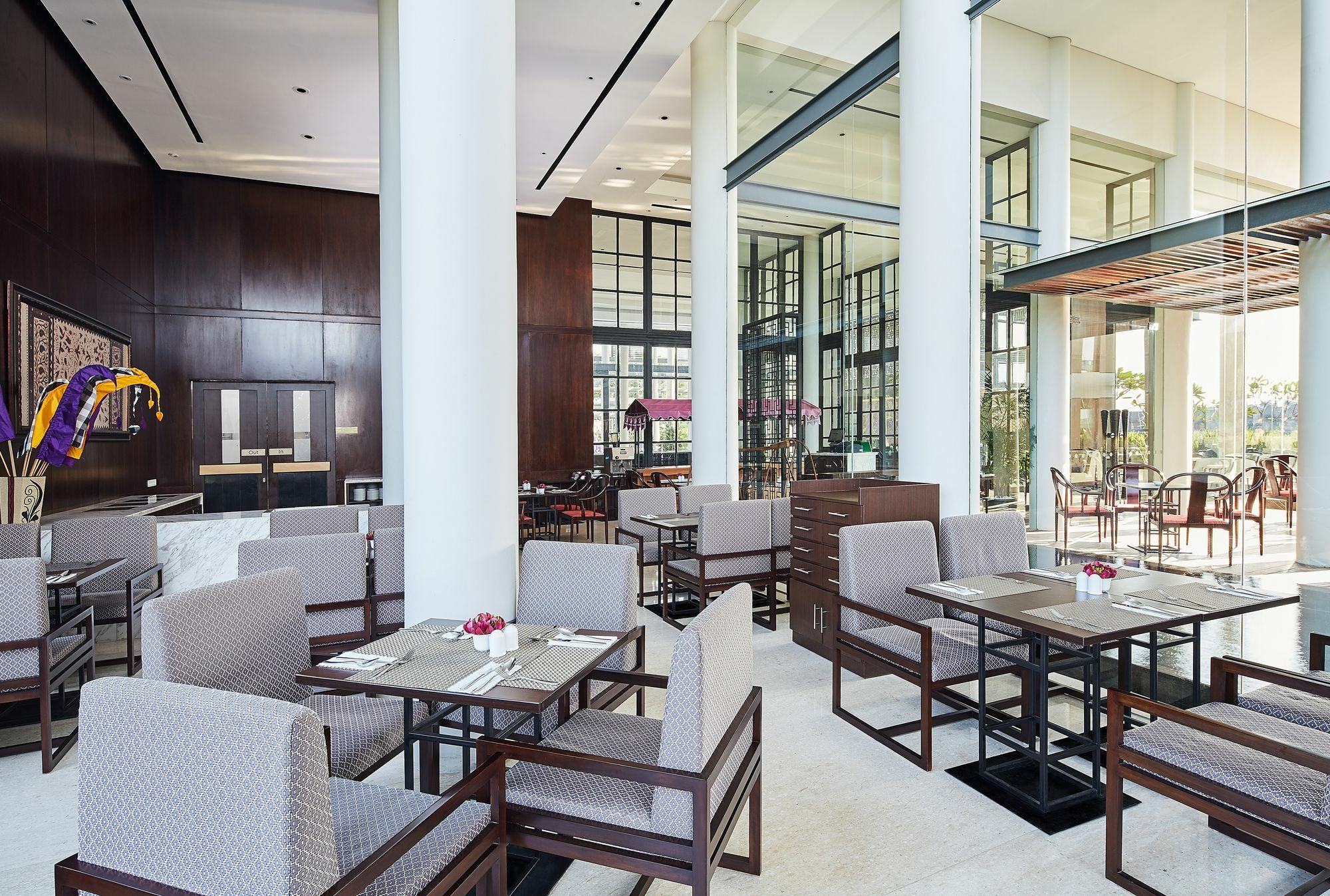 Premier Place Surabaya Airport Сидоарджо Екстериор снимка