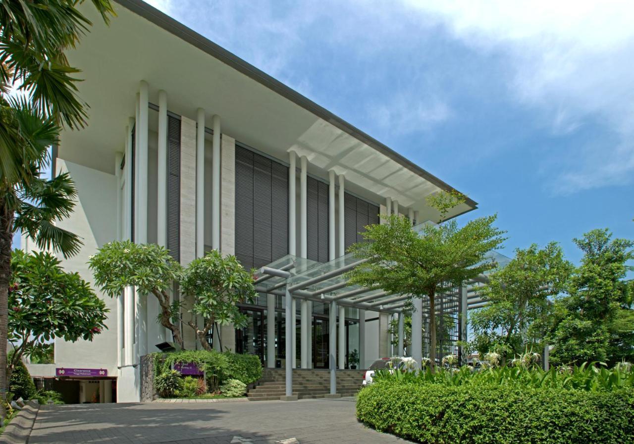 Premier Place Surabaya Airport Сидоарджо Екстериор снимка